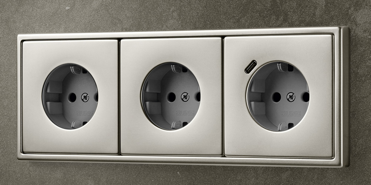 SCHUKO® Steckdosen mit USB bei ApexPro GmbH in Ober-Ramstadt